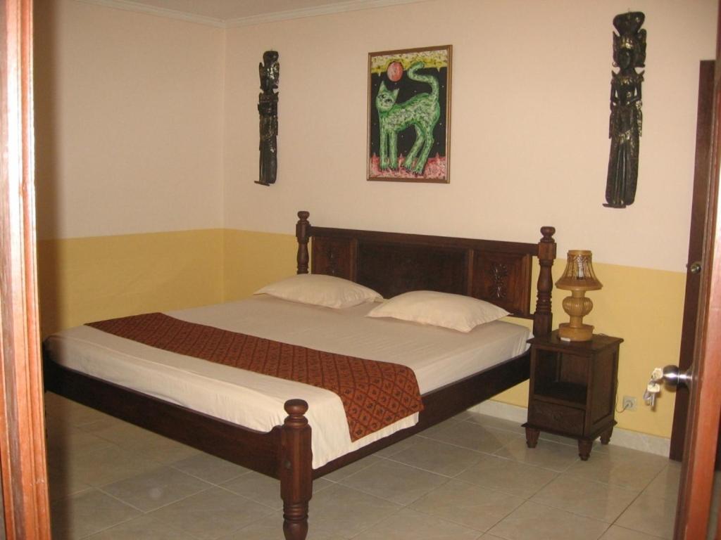 Ombak Putih Bungalows Hotell Nusa Dua  Rum bild