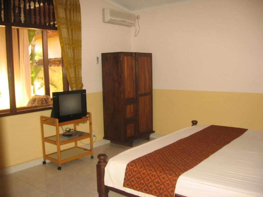 Ombak Putih Bungalows Hotell Nusa Dua  Exteriör bild